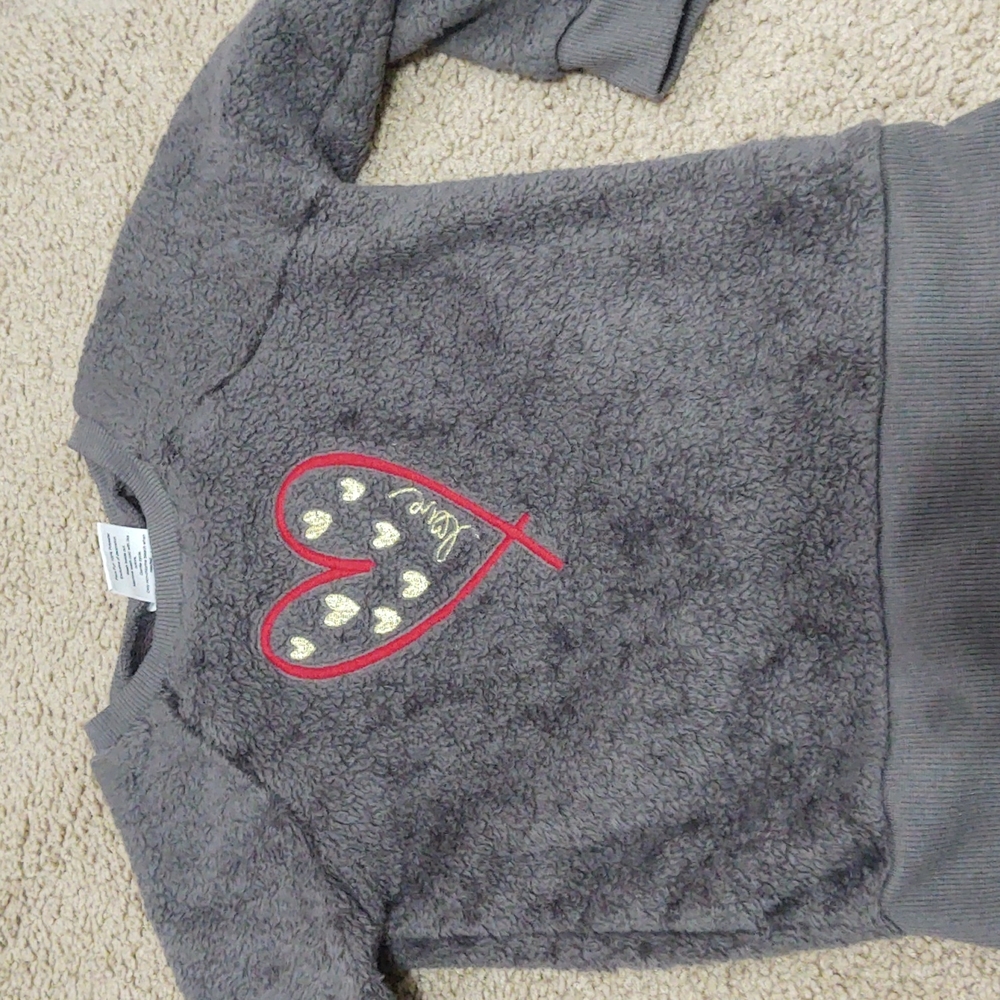 Girls sweater